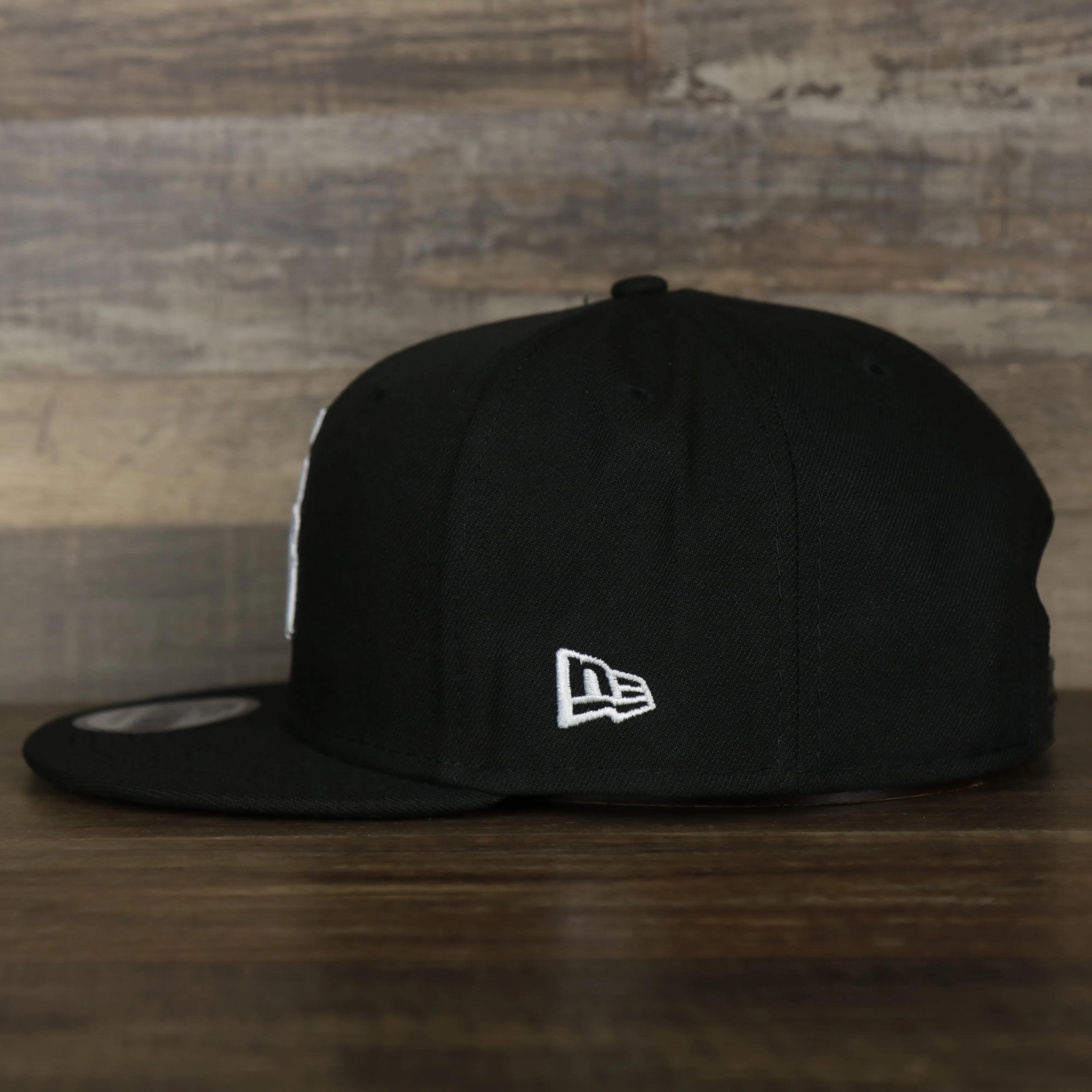 Chicago White Sox MLB City Connect 2021 On-Field 59Fifty Black Bottom Fitted | Black