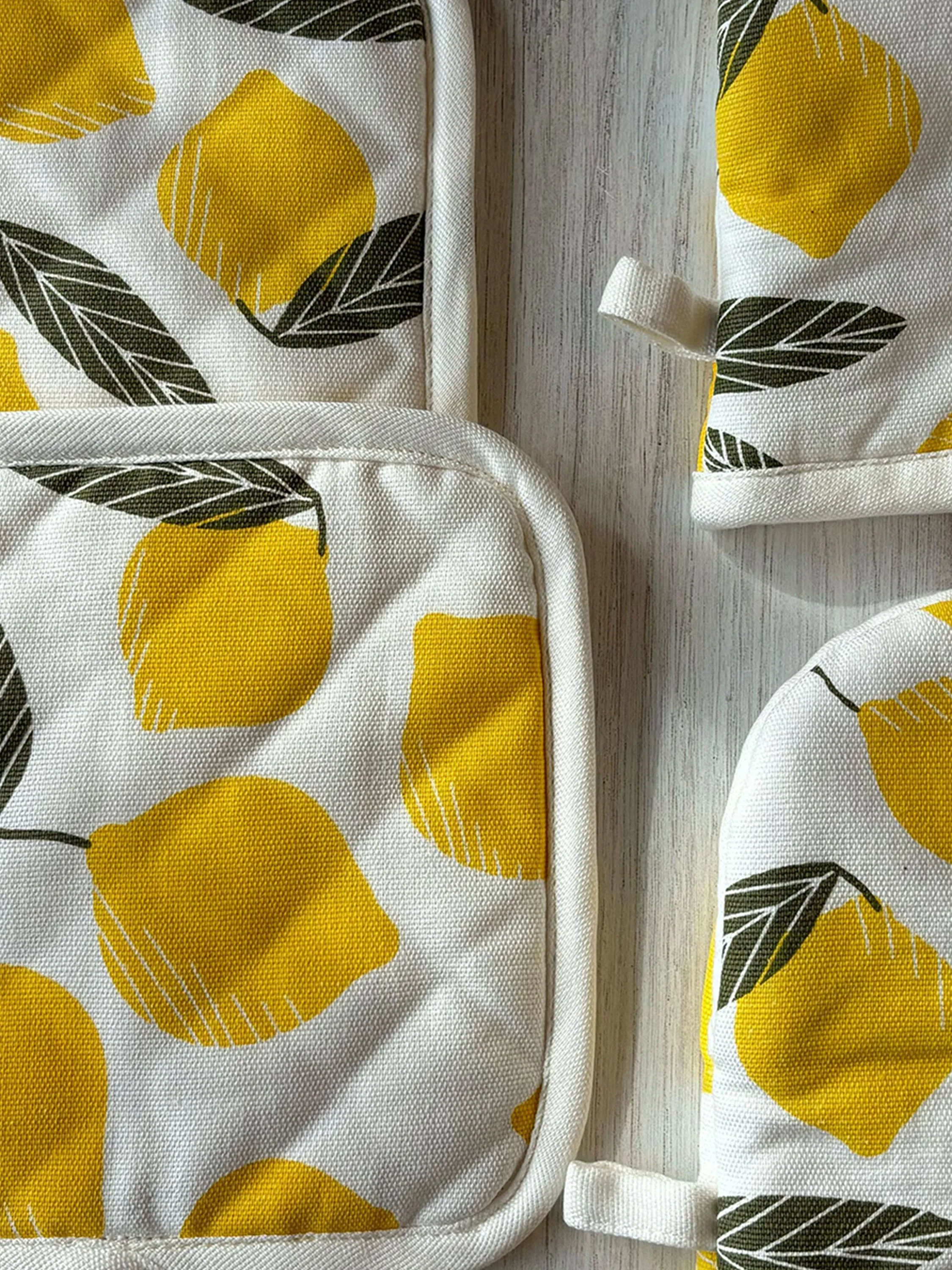 Lemon Pot Holder (Set of 2)