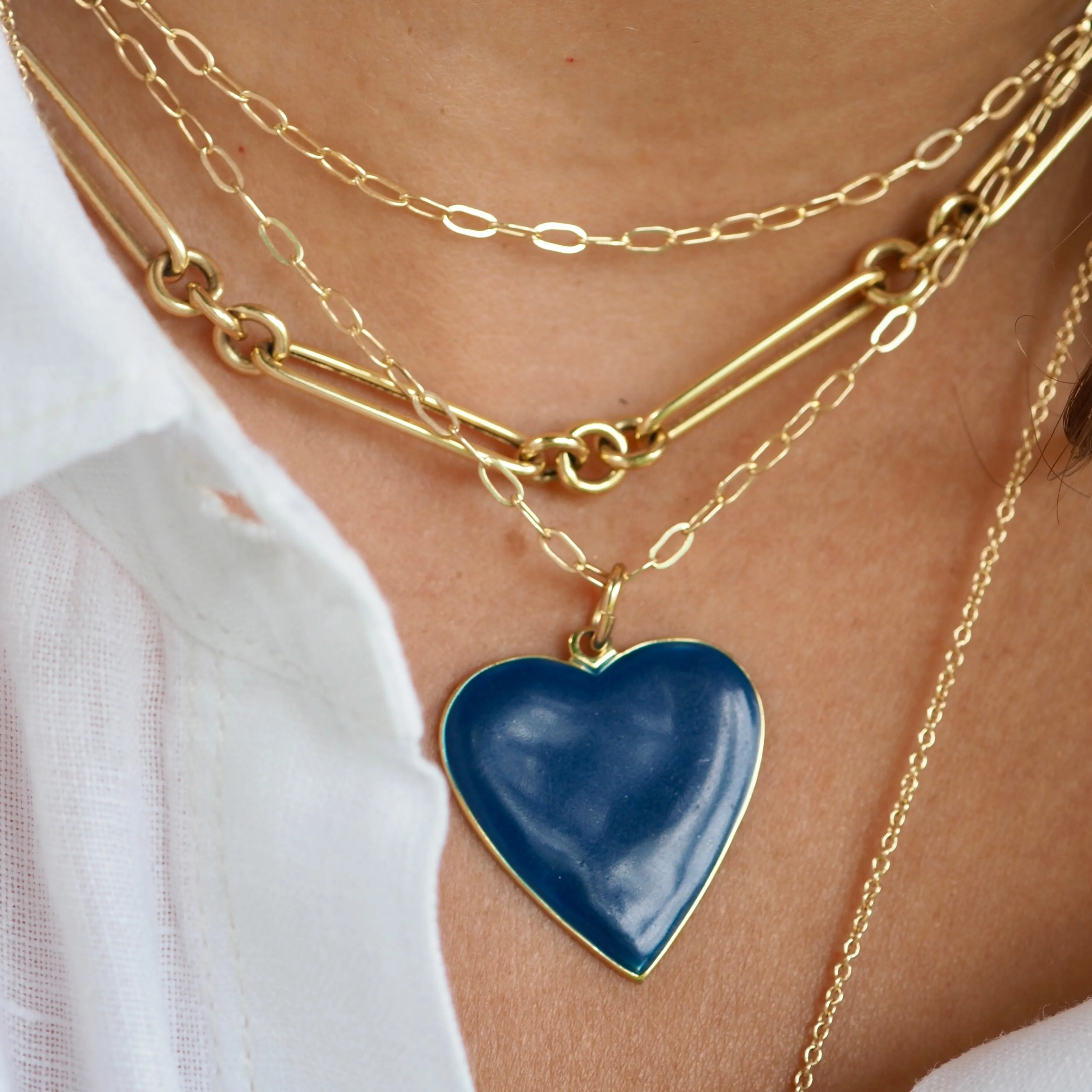 POPPY BLUE 1 ENAMEL HEART NECKLACE